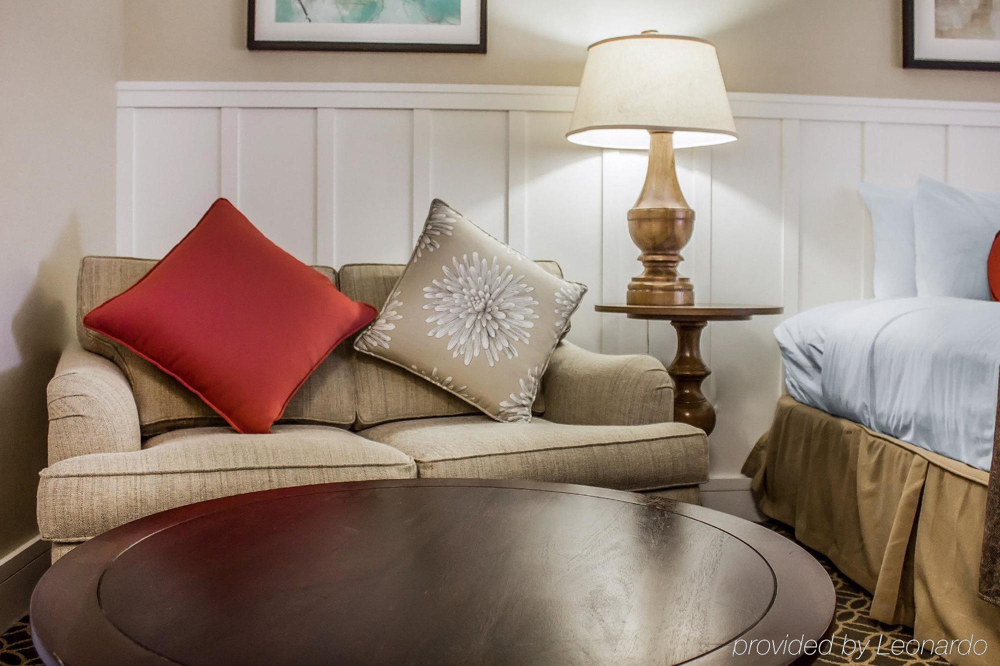 The Westport Inn, An Ascend Hotel Collection Member Экстерьер фото