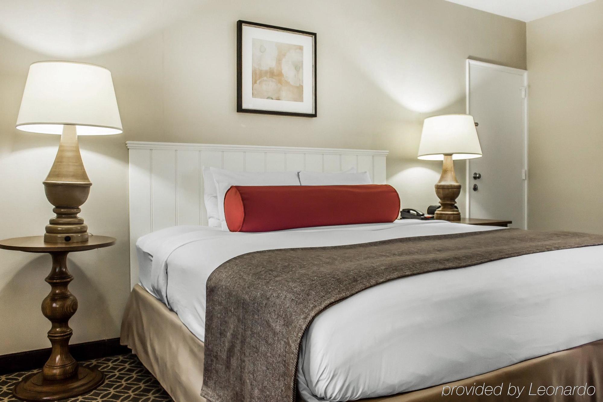 The Westport Inn, An Ascend Hotel Collection Member Экстерьер фото