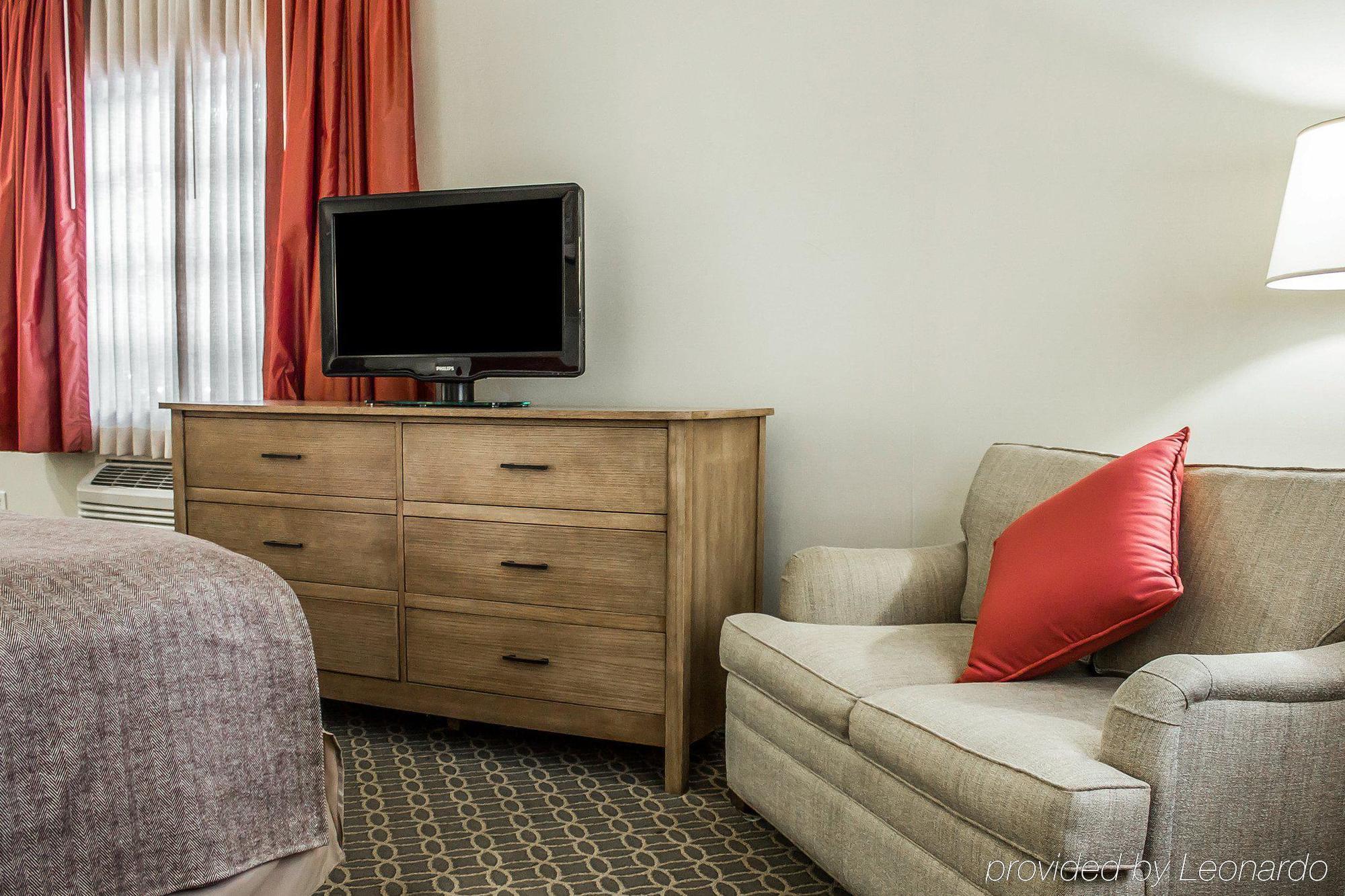 The Westport Inn, An Ascend Hotel Collection Member Экстерьер фото