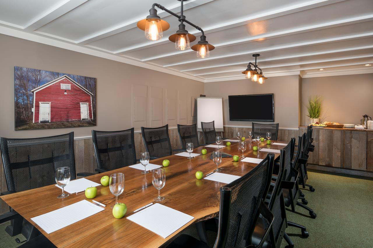 The Westport Inn, An Ascend Hotel Collection Member Экстерьер фото