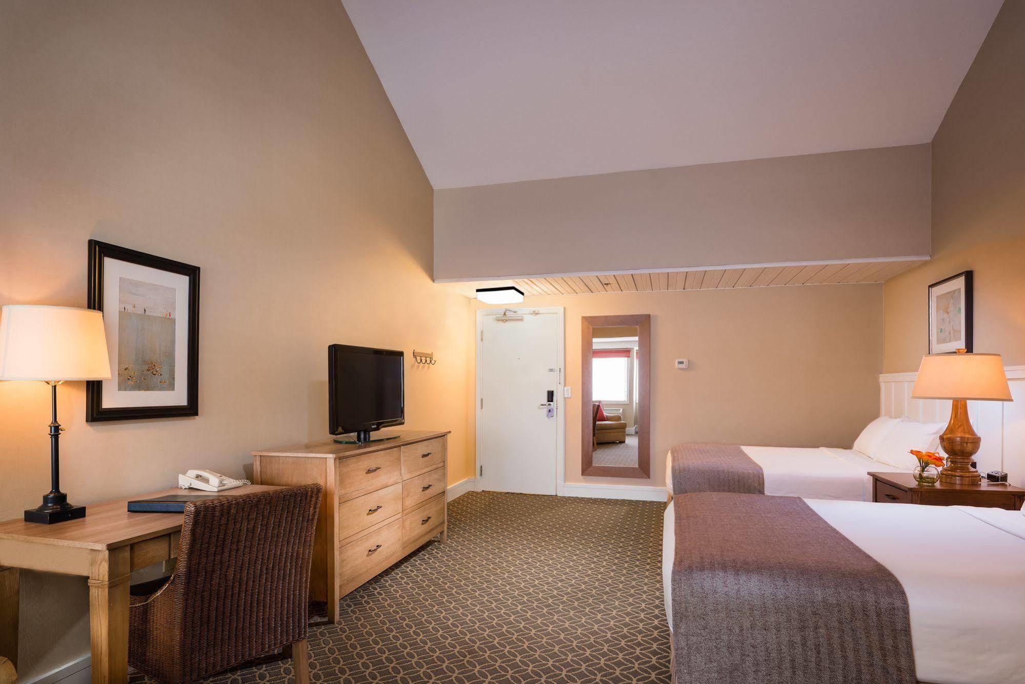 The Westport Inn, An Ascend Hotel Collection Member Экстерьер фото